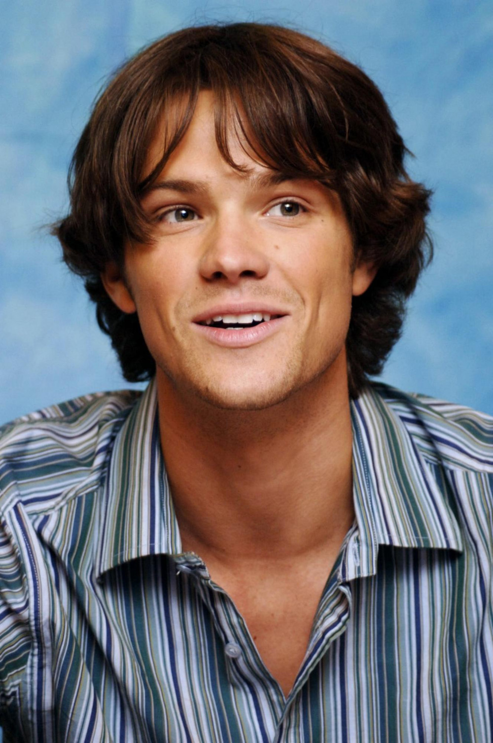 http://st-im.kinopoisk.ru/im/kadr/1/1/1/kinopoisk.ru-Jared-Padalecki-1112294.jpg