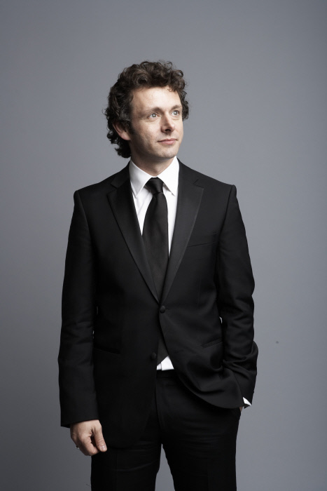 http://st-im.kinopoisk.ru/im/kadr/1/1/1/kinopoisk.ru-Michael-Sheen-1116942.jpg