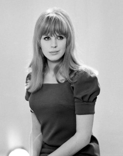 Marianne Faithfull - Go Away From My World Marianne Faithfull - Go Away From My World