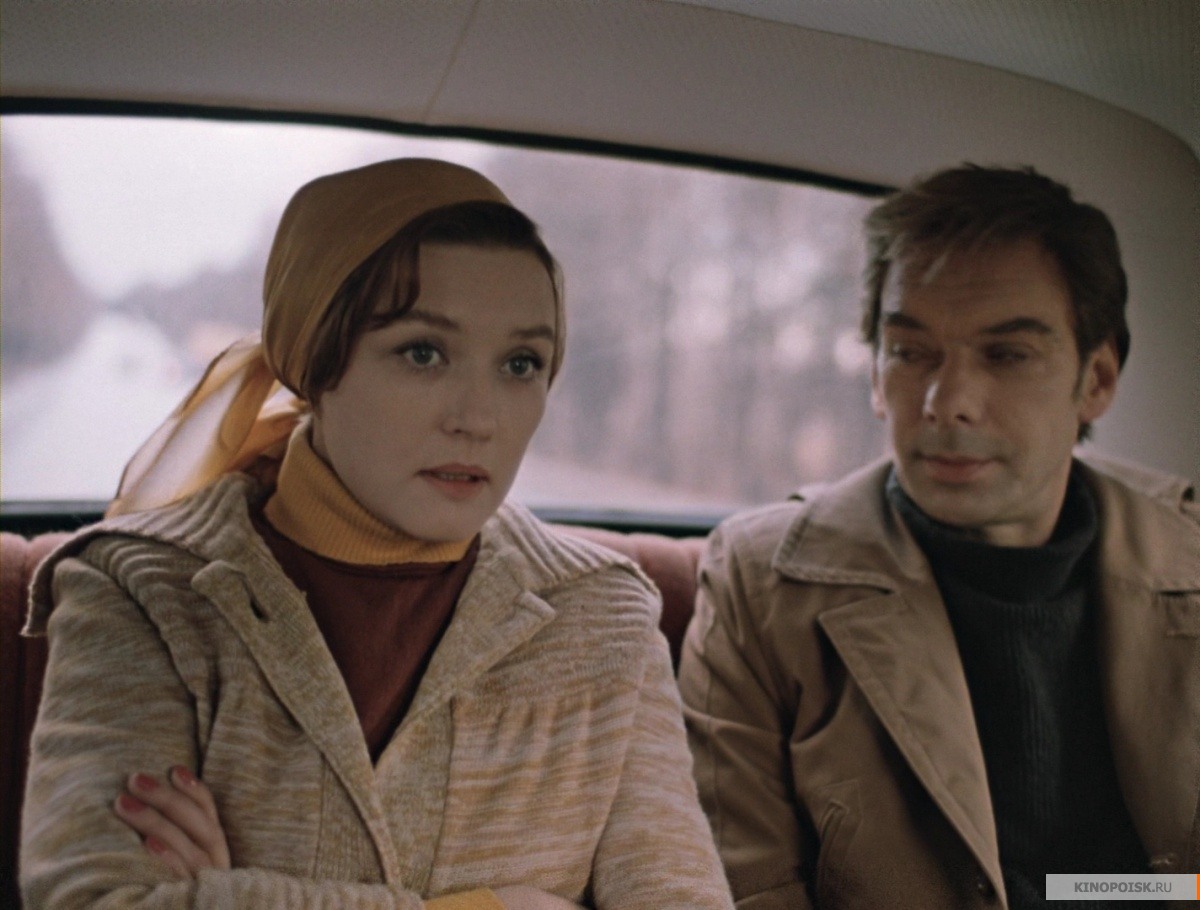 kinopoisk.ru-Moskva-slezam-ne-verit-1739
