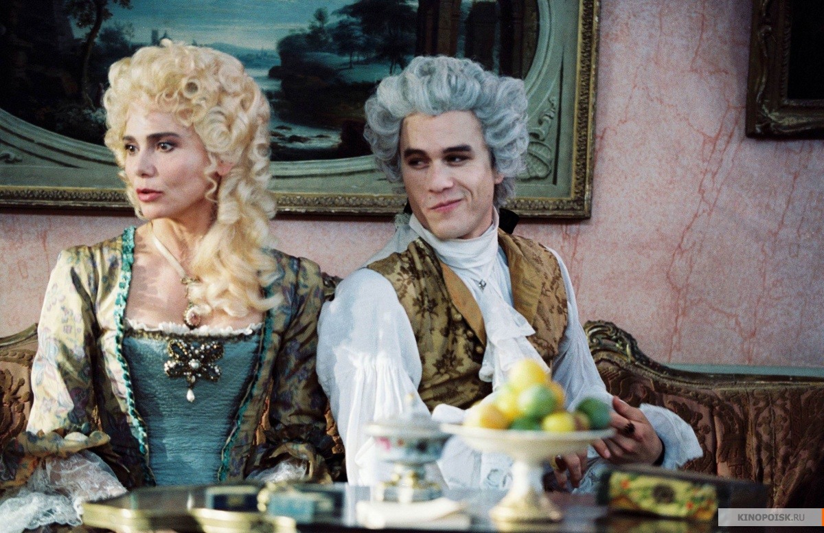 http://st-im.kinopoisk.ru/im/kadr/1/8/8/kinopoisk.ru-Casanova-1880317.jpg