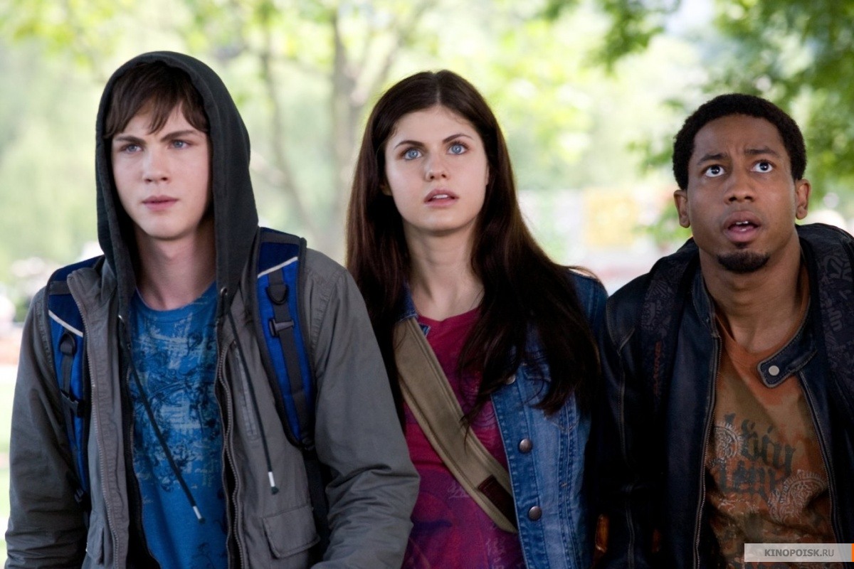 kinopoisk.ru-Percy-Jackson-_26_2338_3B-t