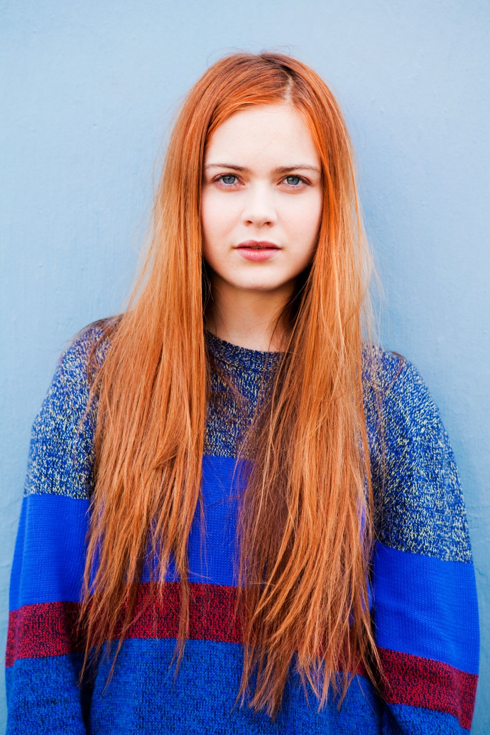 http://st-im.kinopoisk.ru/im/kadr/2/2/7/kinopoisk.ru-Hera-Hilmarsd_26_23243_3Bttir-2276536.jpg