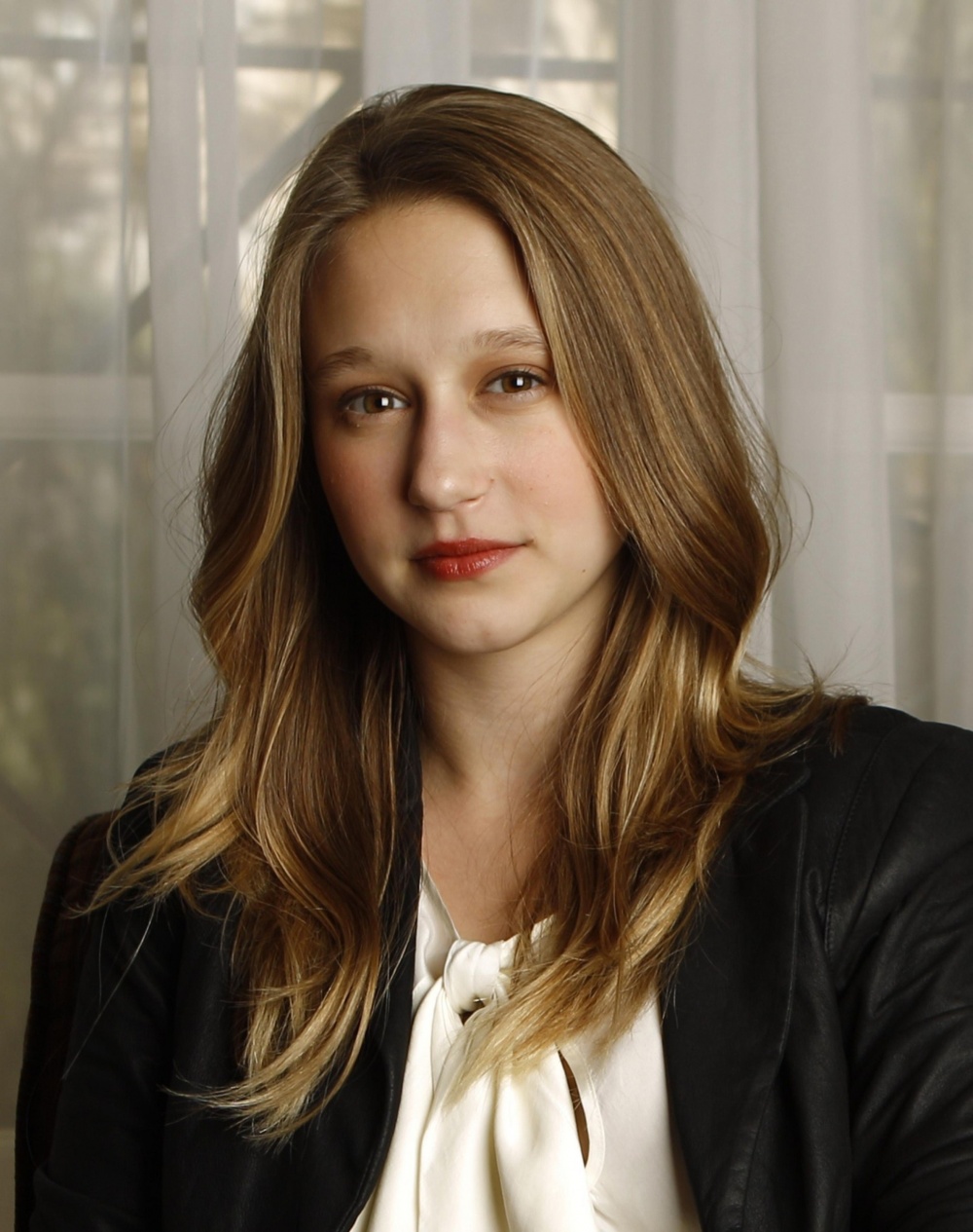 Taissa Farmiga kinopoisk Taissa Farmiga kinopoisk