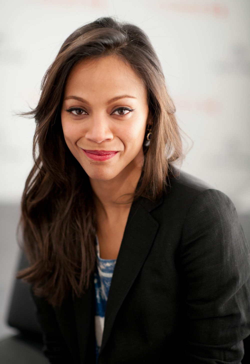 kinopoisk.ru-Zoe-Saldana-2383373.jpg