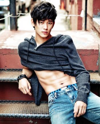 http://st-im.kinopoisk.ru/im/kadr/1/7/5/kinopoisk.ru-Kim-Soo-Hyun-1755148.jpg