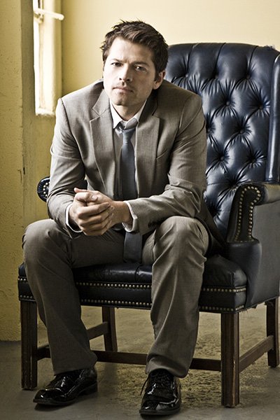 http://st-im.kinopoisk.ru/im/kadr/2/2/3/kinopoisk.ru-Misha-Collins-2233295.jpg