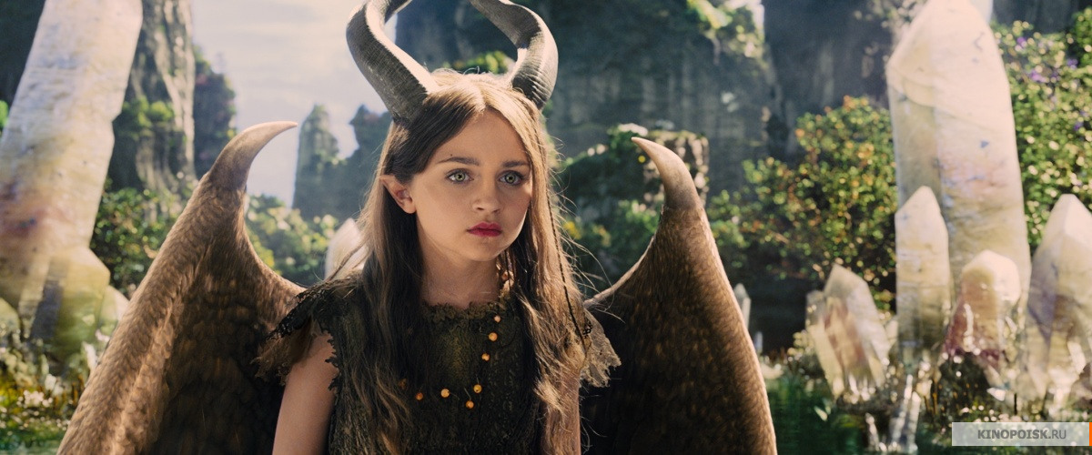 http://st-im.kinopoisk.ru/im/kadr/2/4/1/kinopoisk.ru-Maleficent-2410564.jpg